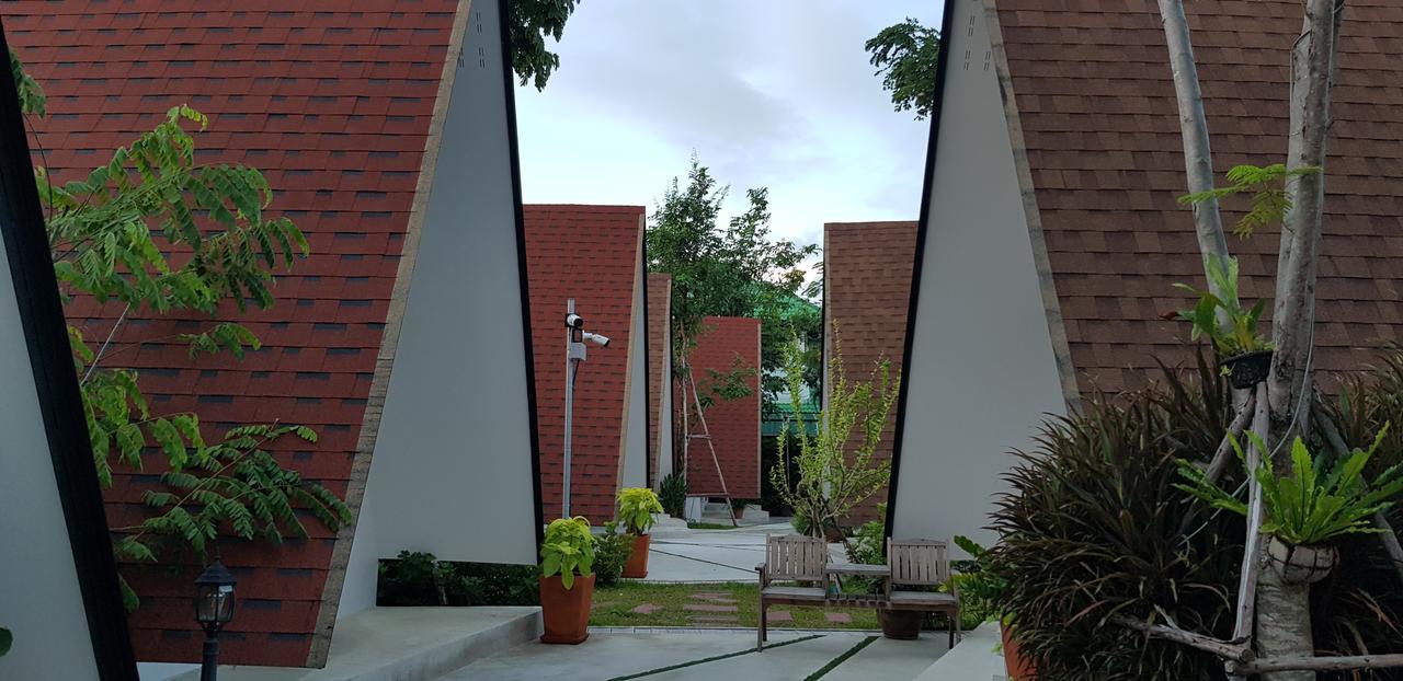 The Mug Resort Чонбури Экстерьер фото